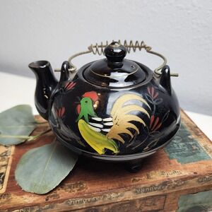 Vintage Clay Black Painted Teapot, Metal Coil Handle,‎ Spry Painted Rooster